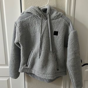 US women’s Sherpa fleece pullover